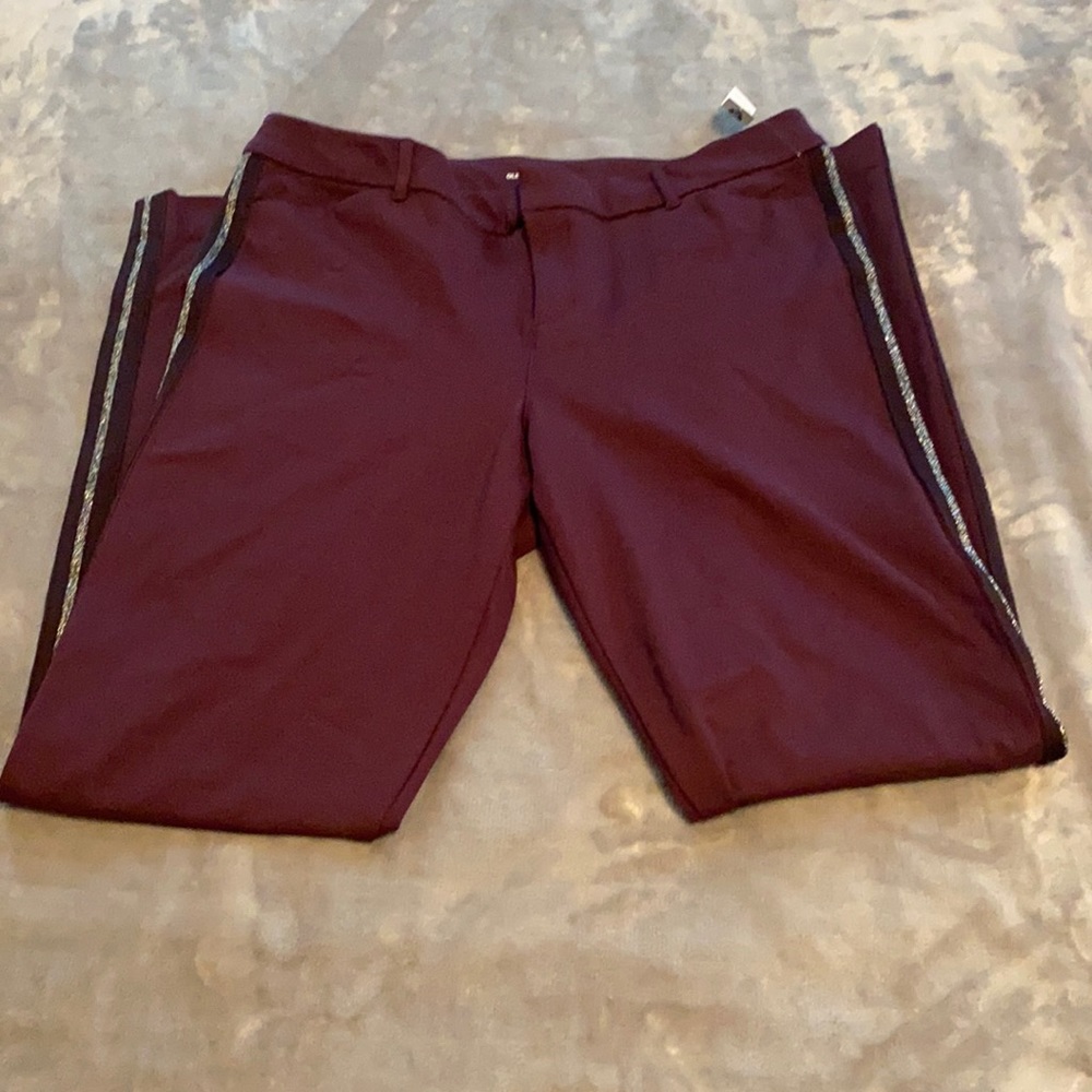 Women’s new with tags Old Navy pixie pants size 14 Tall.
